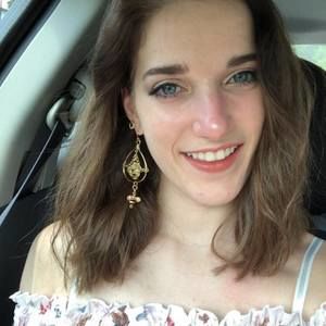 Meet your Posher, Elle